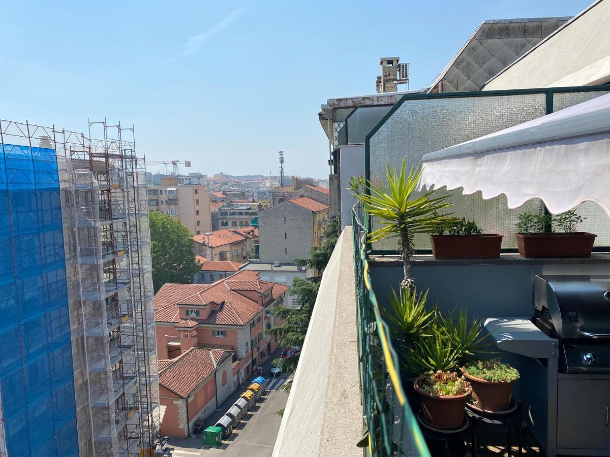 Appartamento La Terrazza Trieste Exterior foto